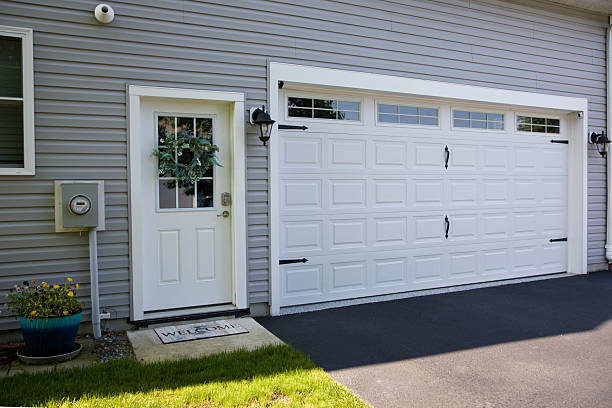 24/7 Emergency Garage Door Panel Replacement experts in Twiggs County County, GA